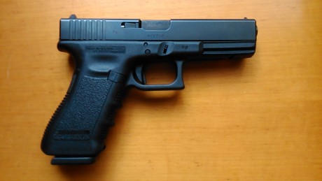 VENDIDA. CERRAR.

Vendo Glock 17 3 gen. 9mm.

Comprada a un compañero.
Como nueva. Tanto estética como 00