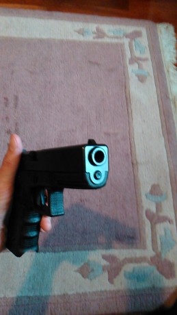 VENDIDA. CERRAR.

Vendo Glock 17 3 gen. 9mm.

Comprada a un compañero.
Como nueva. Tanto estética como 21