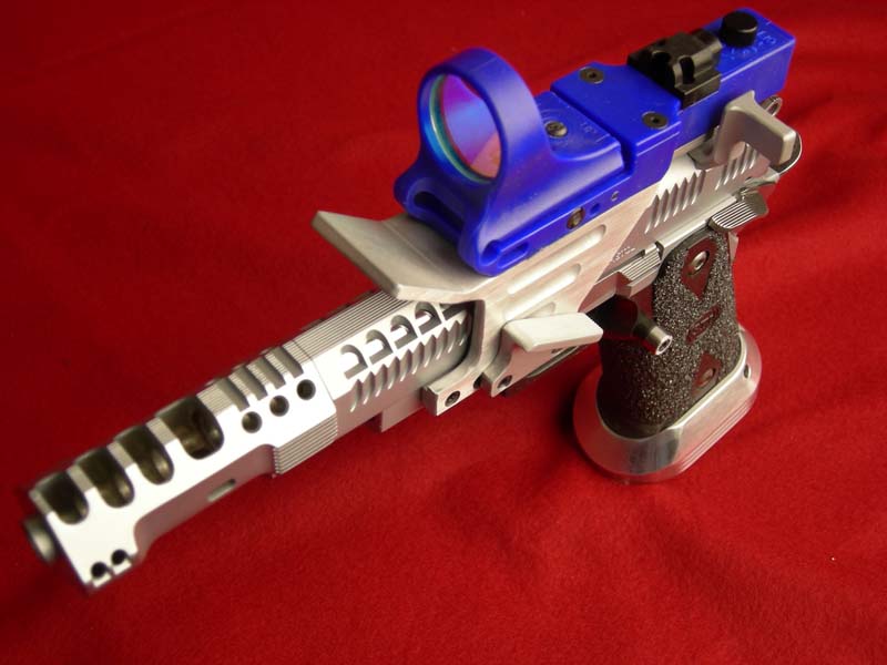 Abro este Hilo para que colguemos nuestras armas de IPSC, para que babeemos constantemente y veamos mejoras 60