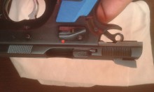 Saludos a todos los foreros. Pues que vendo mi CZ Shadow, nueva , comprada hace cuatro meses a un compañero 12
