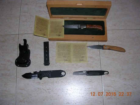 Estas son mis navajas FOX, dos FOX Oreste Frati, de acero de Damasco de 312 capas, algo caras pero buenas 00