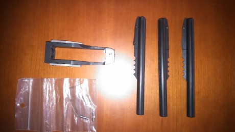 Un compañero y amigo del club vende esta estupenda pistola Match Guns MG4 del calibre 32. Culata talla 00