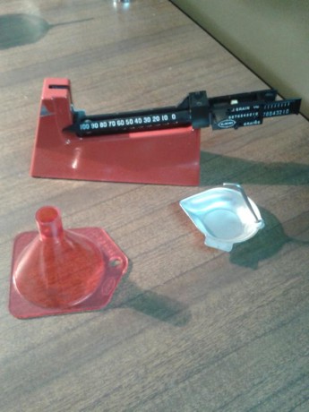 Incluye la nueva prensa Breech Lock Chalenger Press.
    Incorpora un bushing.
    Completo sistema para 32