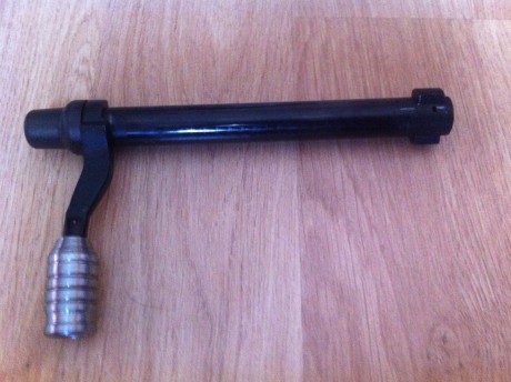 Vendo tambien mi joya de la corona.
Podeis mirar en borches el precio, comprado en 2012.
El rifle a tirado 11