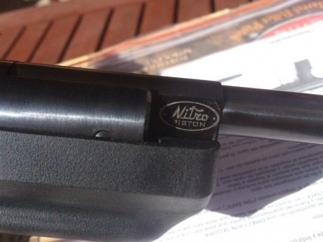 Hola, vendo pistola cal. 4,5 BENJAMIN NITRO PISTON. Esta completamente nueva. Su precio 60€ (envio incluido). 02