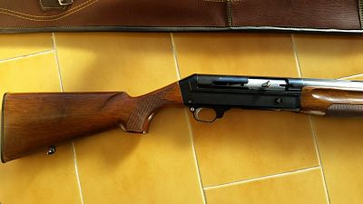 Hola buenas tardes foreros vendo escopeta benelli saut con varilla para solo 3 tiros perfecto estado, 01