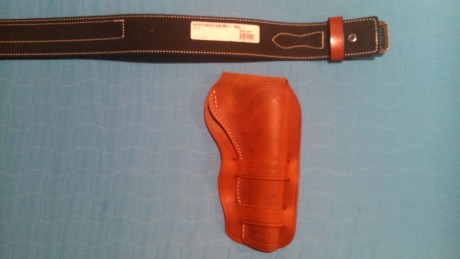 Pongo a la venta varias prendas para las CAS.  Por error al coger la talla al comprarlos en USA y completamente 31