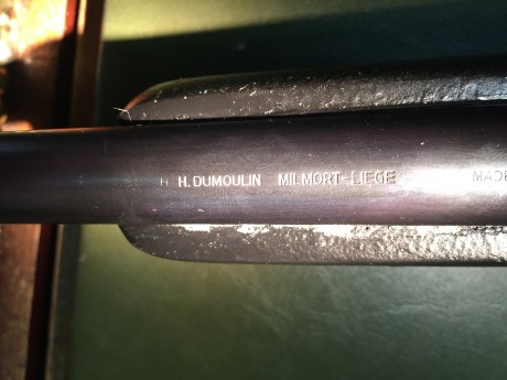 Vendo por no usar rifle Dumoulin en cal. 300 Wby magnum. El rifle se vende con con dos culatas una, la 00