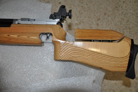 Hola a todos, vendo carabina feinwerkbau modelo 601 en buen estado de funcionamiento. El arma agrupa de 11