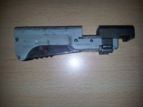 Vendo pistola pressin cal 7,65 pressin, o cambio por visor de rececho valor similar.
funciona perfectamente, 00