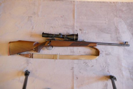-	Rifle Sako 75 Hunter Cal. 30.06 (gatillo con pelo) y (cerrojo de tres tetones) = 1400 €
-	Anillas Sako 02