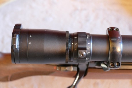 -	Rifle Sako 75 Hunter Cal. 30.06 (gatillo con pelo) y (cerrojo de tres tetones) = 1400 €
-	Anillas Sako 32