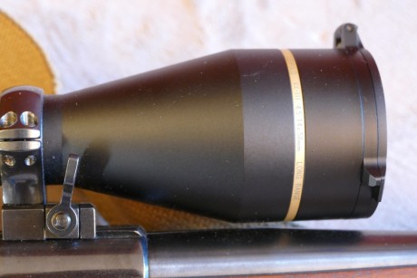 -	Rifle Sako 75 Hunter Cal. 30.06 (gatillo con pelo) y (cerrojo de tres tetones) = 1400 €
-	Anillas Sako 30