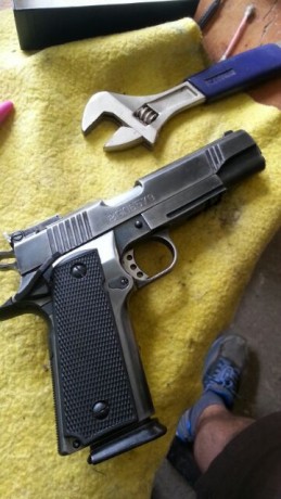 Hola a todos

Pongo a la venta mi Norinco NP44. Se trata dl clon de Norinco de la Paraordenance P14. Es 01