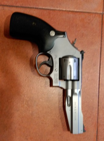 Vendo Smith and Wesson 686 ssr Performance Center cal.357.Regalo funda CRSPEED nueva para este modelo.850 00