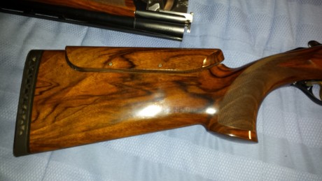 Escopeta Battista Rizzini, 12/70,con menos de 200 tiros, como nueva, maderas seleccionadas, culata regulable 80