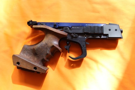 Pistola Match Guns MG 4 del calibre 32 de última versión (2013) en excelente estado, perfecto funcionamiento 12