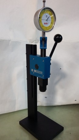 Hola:
Pongo en venta este fondo Armario, materiales algunos usados y  otros sin usar (lo indico en cada 01