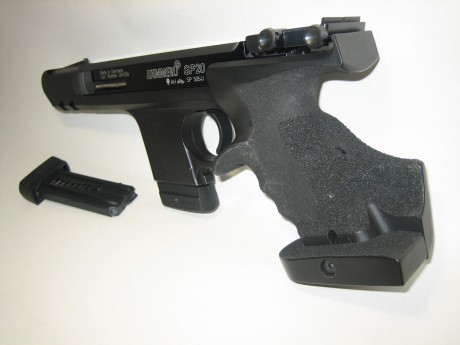 Vendo pistola Hammerlï SP20 RRS .22 con cacha ZURDA o DIESTRA TALLA L.
El arma se encuentra en excelente 10