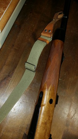 Hola compañeros, pues eso, vendo un rifle precioso del calibre 375 H&H, es una acción 98 Zastava muy 11