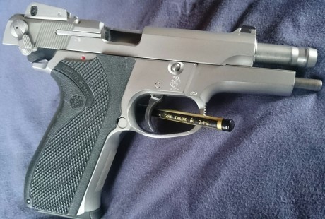 Cambio por 30-06 semiautomático en buen estado, sin visor, mejor trato en mano. Gracias. 02