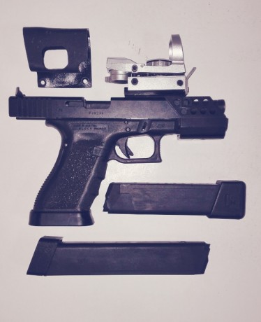  IMG_20151011_104238.jpg GLOCK 17 C PREPARADA PARA DIVISION OPEN, CON VISOR, FANEL, RETENIDAS SOBREDIMENSIONADAS, 00