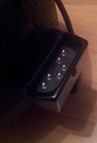 Vendo por 900€ (negociables) TIG PSH77. Casco de titanio fabricado en Alemania. En muy buen estado. Viene 21
