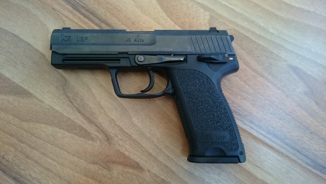 Pistola 45 Auto/ACP, en perfecto estado. 
Gran pistola de Combate.
Incluyo:
4 cargadores
Maletín rígido 00