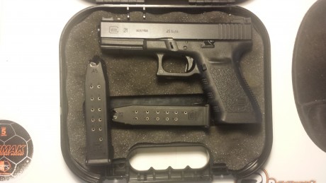 Buenos días.

Me desprendo de la otra de mis GLOCK es el modelo 21 de 3ª Generación.

El arma está nueva 11