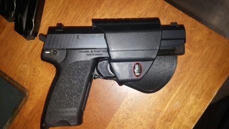 Pistola 45 Auto/ACP, en perfecto estado. 
Gran pistola de Combate.
Incluyo:
4 cargadores
Maletín rígido 20