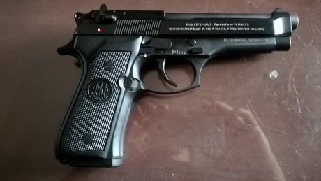 Vendo Beretta Fs92 Guiada en F, El estado como se puede ver en las fotos es nueva no mas de 400 tiros. 02