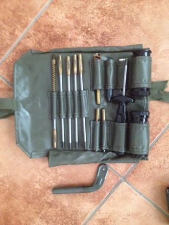 Vendo los siguientes accesorios para el fusil suizo K31 :

100 vainas prvi nuevas 50€  VENDIDAS
500 puntas 21