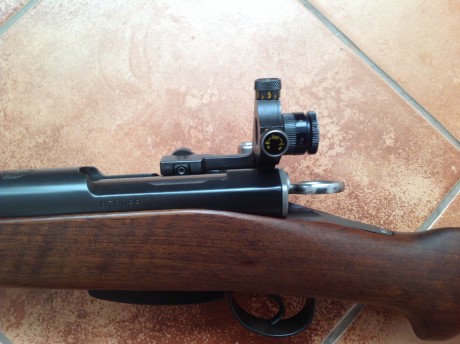 Vendo los siguientes accesorios para el fusil suizo K31 :

100 vainas prvi nuevas 50€  VENDIDAS
500 puntas 40
