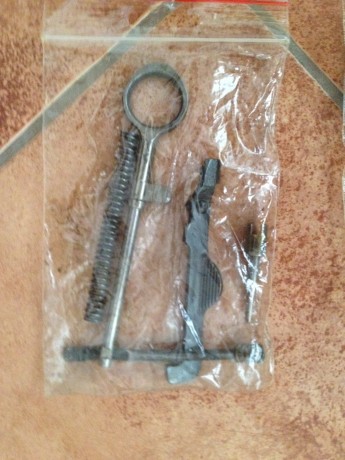 Vendo los siguientes accesorios para el fusil suizo K31 :

100 vainas prvi nuevas 50€  VENDIDAS
500 puntas 50