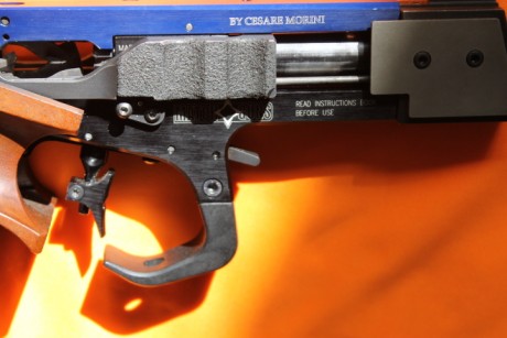 Pistola Match Guns MG 4 del calibre 32 de última versión (2013) en excelente estado, perfecto funcionamiento 02