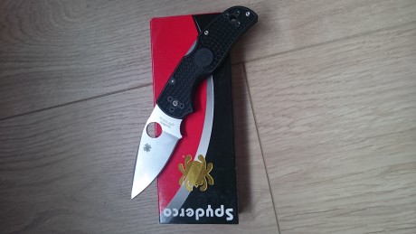 Spyderco native 5 lightweight,  crkt m16-10kz, CDs sv4, ontario rat1 naranja 02