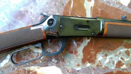 Buenas a todos, pongo a la venta mi winchester 94 AE (angle eject) del calibre 444 marlin, el arma esta 01