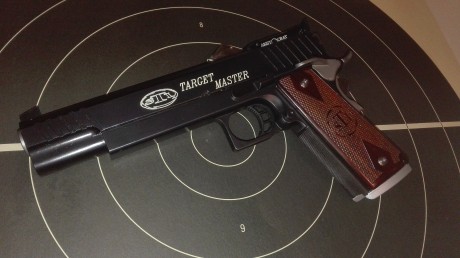 Vendida pistola 9mm Target Master, Pavonada de 6", un solo propietario. 900€  Sabadell/Barcelona. 00