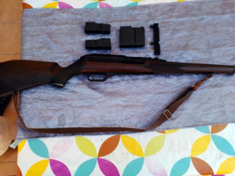 Buenas,Vendo Hk 940 en 30.06,excelente estado,cañon largo,
Tres cargadores de 2, 3 y 10 cartuchos,
Tiene 21