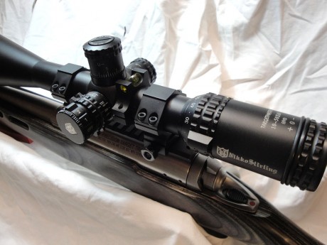  EN VENTA EL SIGUIENTE MATERIAL 

Visor Niko Stirling 10-50x60  Targetmaster  30mm.  MD…….320€  **** VENDIDO 01