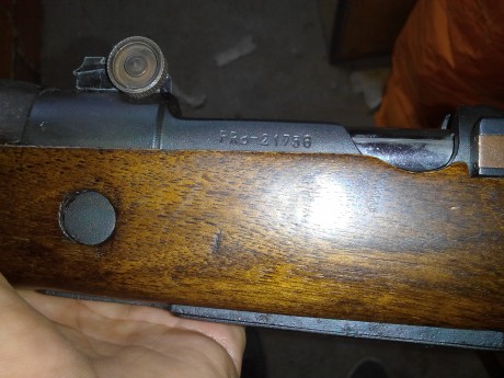 Se vende rifle FR8 con el cerrojo cambiado para caza y del que no tengo la parte del portabayonetas por 02