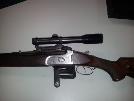 Hola, vendo expres Superpuesto Antonio Zoli
9,3 x 74, monturas Walther visor hensoldtz 4 x 32
el rifle 01