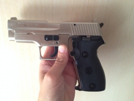 -Pongo a la venta estas detonadoras. Una vez puesto el anuncio iré adjuntando fotos de todas.
  -Revolver 10