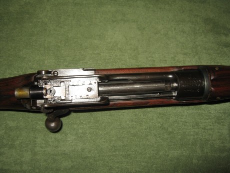 Hola

Vendo un fusil militar Enfield P-17 en 30-06 Fabticado por Winchester,en la parte delantera del 00