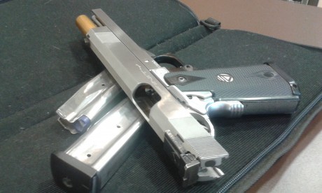 VENDO esta increible máquina de precisión.
Pistola INFINITY 6" de cañón, cargador de doble hilera.
Muy 10