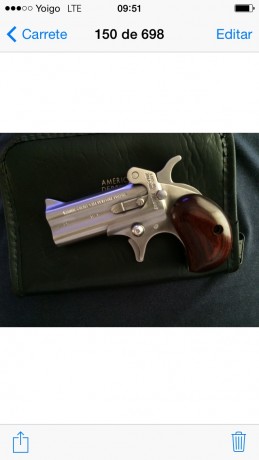 Vendo American Derringer del cal. 22lr en acero inox y cachas de madera esta manufacturada en waco Texas 02