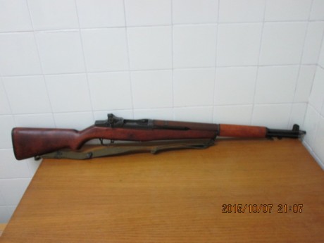 Hola a todos, un amigo me ha pedido que ponga a la venta alguno de sus rifles:

Cetme C 307W + Accesorios 41