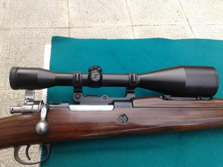   Buenas noches

Pongo a la venta este visor. Se trata de un Zeiss Diatal-Z  8x56 T*.

Tubo de pulgada
Retícula 12