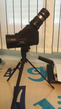 Vendo telescopio terrestre compacto, apenas tiene un año, el motivo de la venta es que me he encaprichado 81