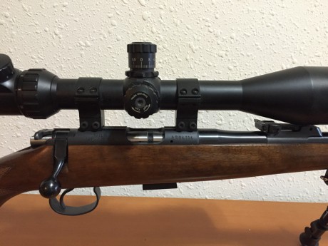 Pongo a la venta la carabina, Ceska 452 2E ZKM en perfecto estado, prácticamente impoluta, en calibre 00